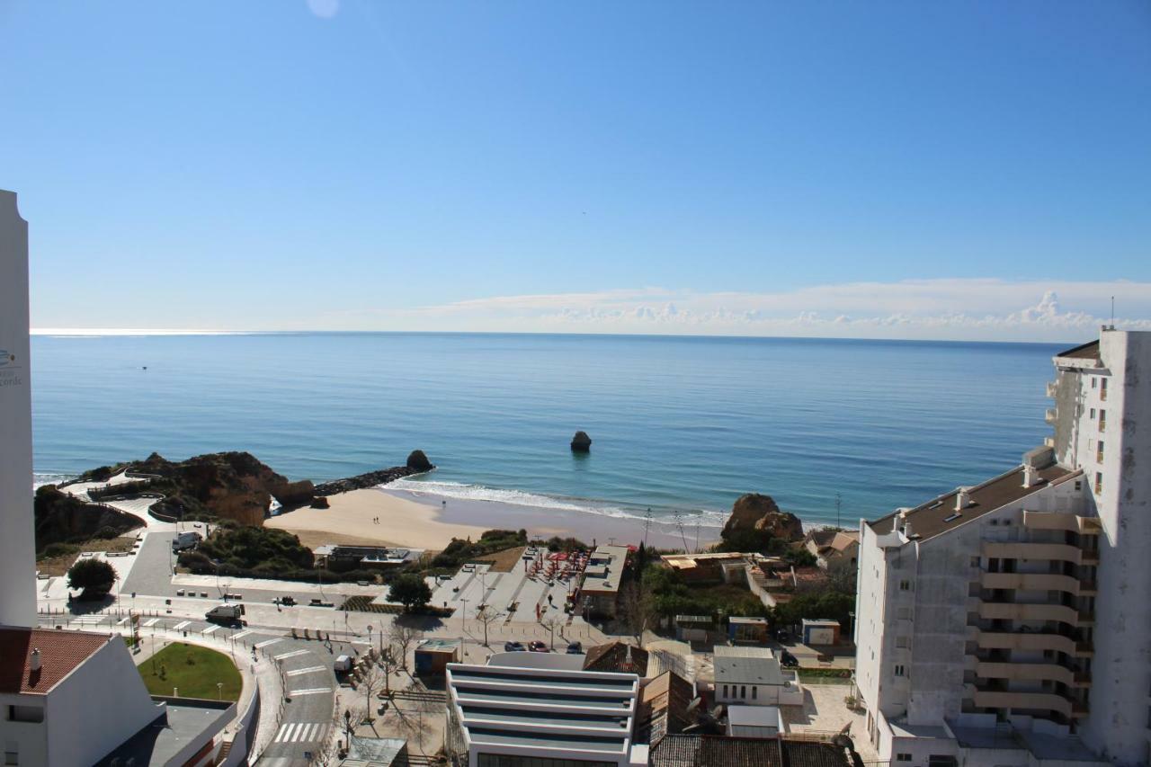 Praia Da Rocha, 17 H, Frontal Sea View, Wonderful Studio, Air Conditioning, Two Pools, Internet, Parking - Jardins Da Rocha By Ig Portimão Exterior foto